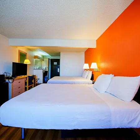 Oyo Hotel Hermiston Or, Downtown Exterior photo