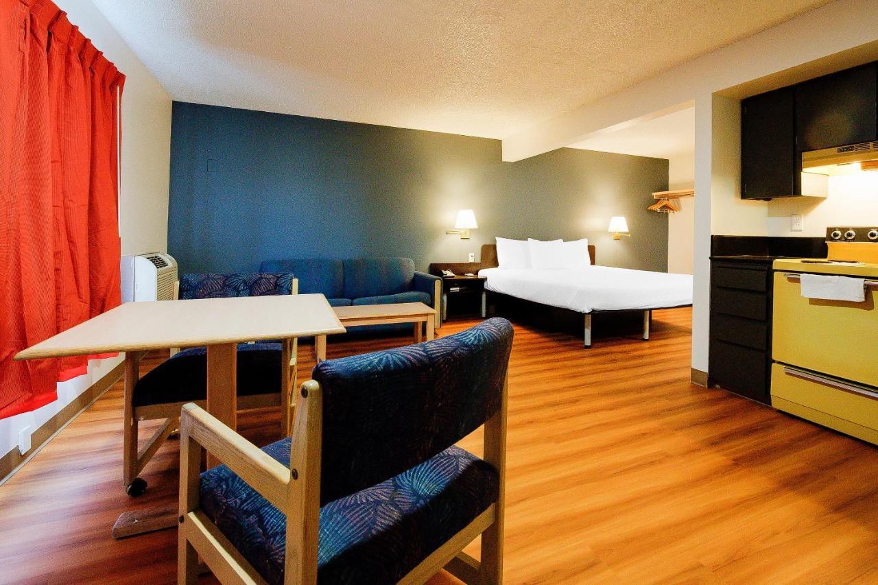 Oyo Or, Downtown Hotel