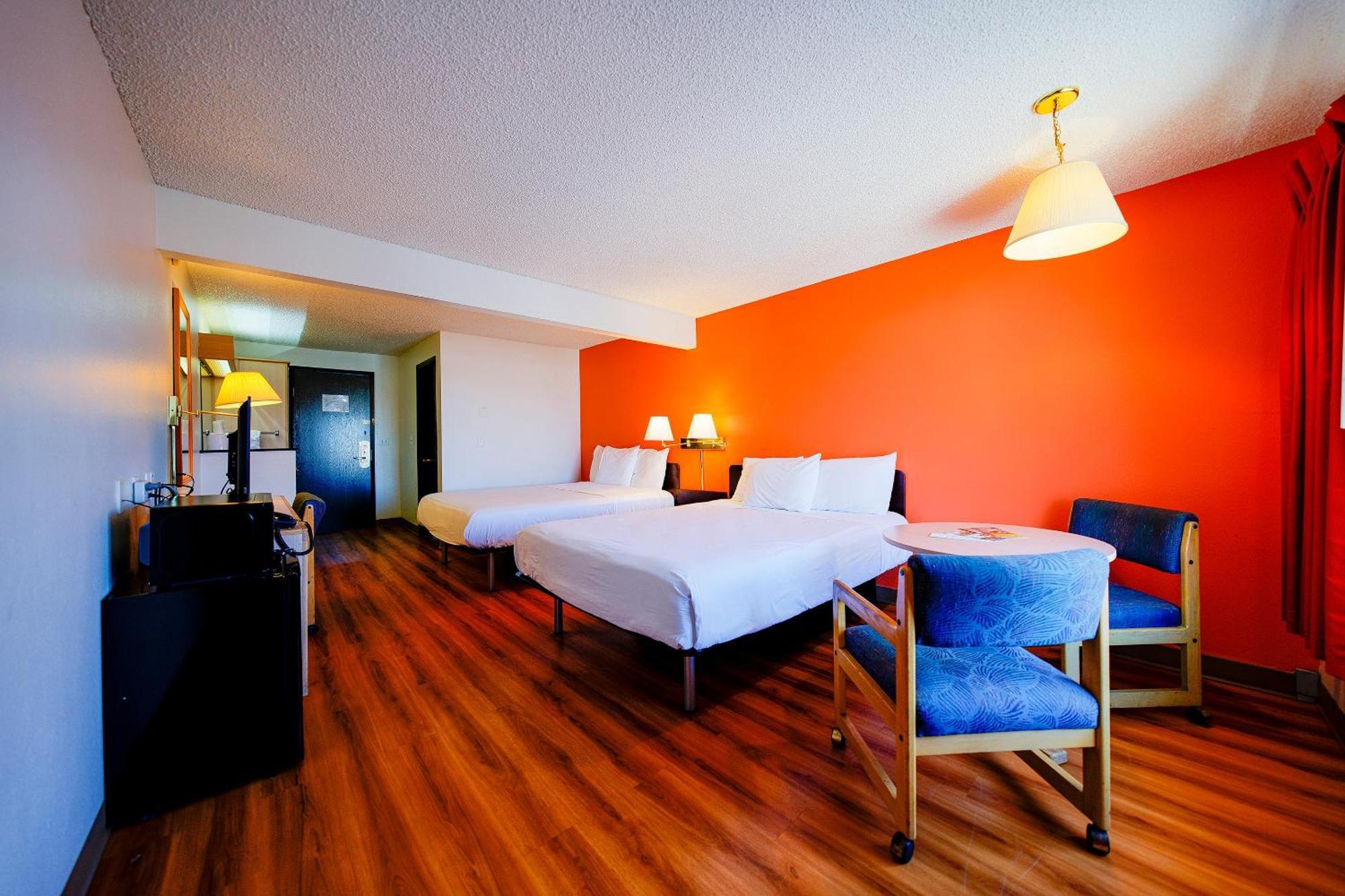 Hotel Oyo Or, Downtown 2*